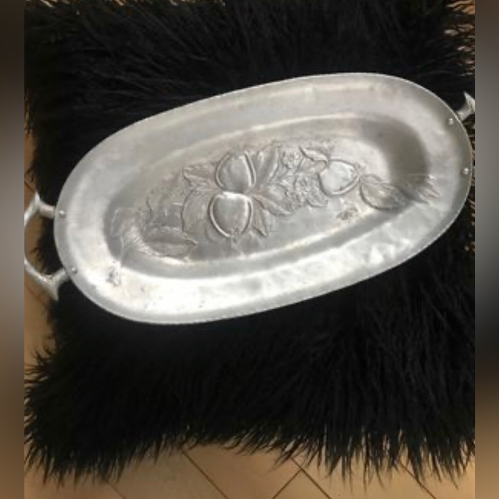 EVER LAST Hand Hammered Serving Dish • Vintage